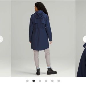 Lululemon rain rebel jacket